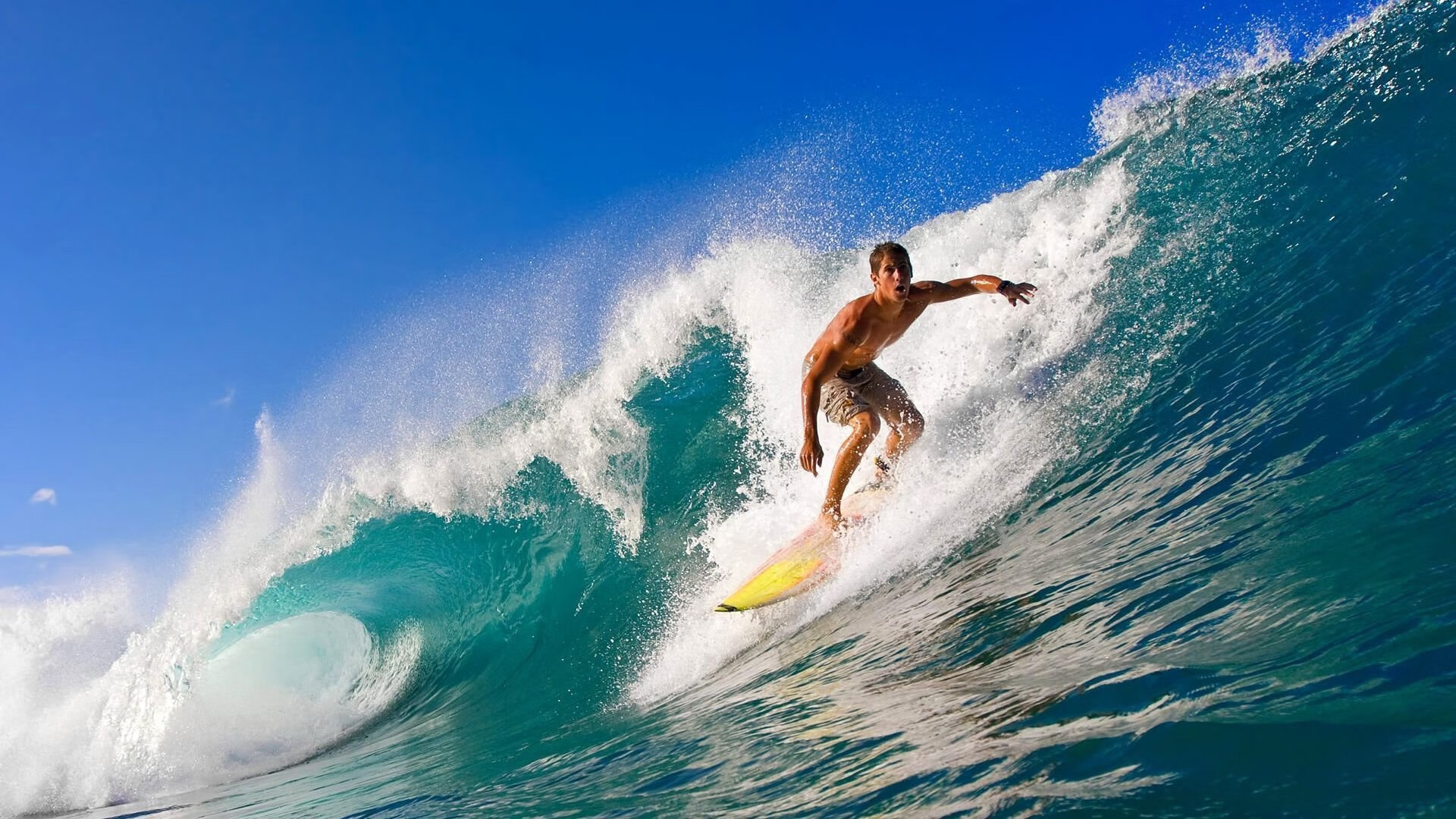 _沙漠极限骑行：脚踏荒野，追逐速度_，沙漠公路骑行攻略